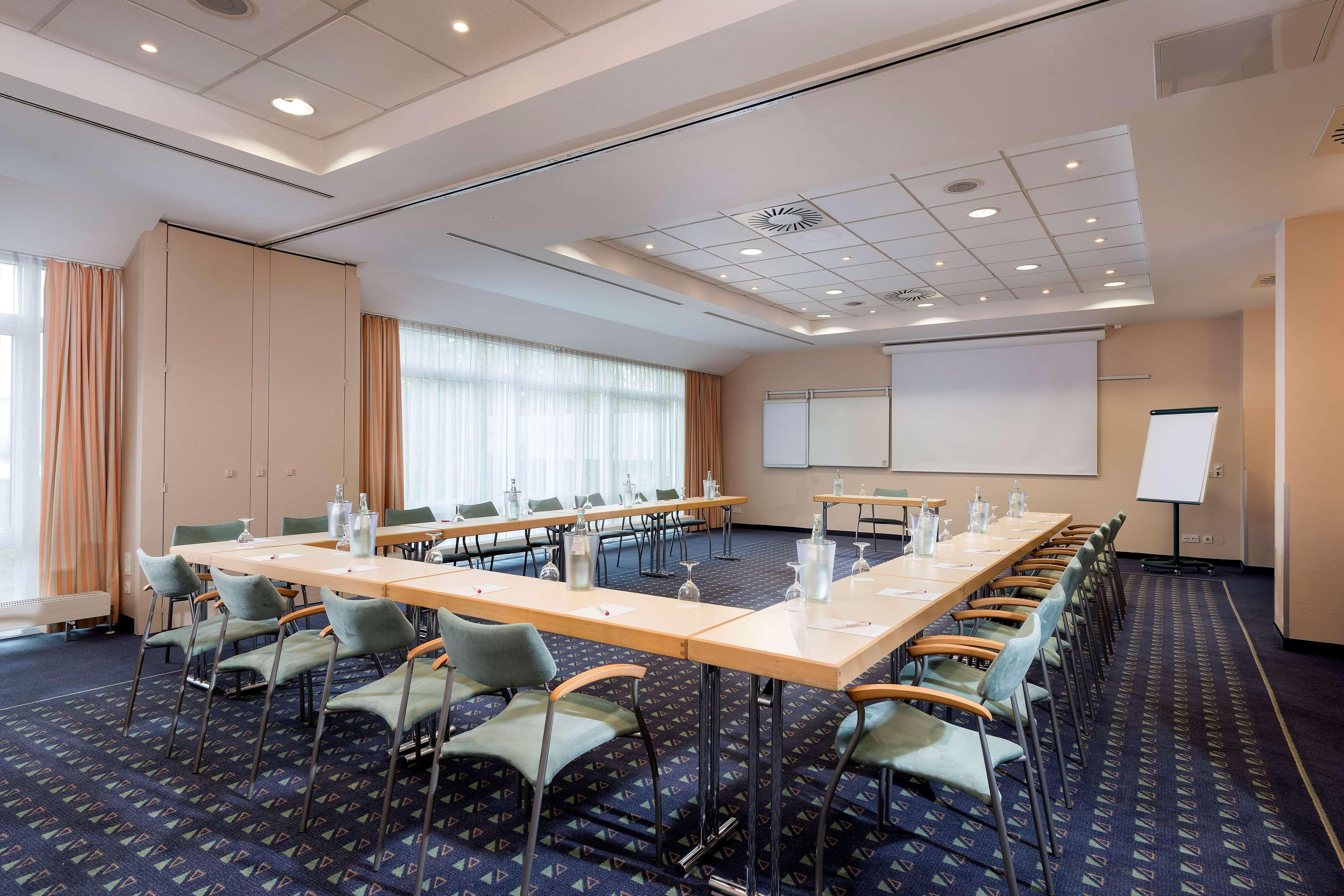Ramada By Wyndham Hannover Messe Laatzen Εξωτερικό φωτογραφία