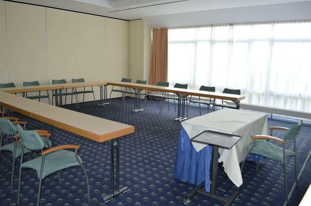 Ramada By Wyndham Hannover Messe Laatzen Εξωτερικό φωτογραφία