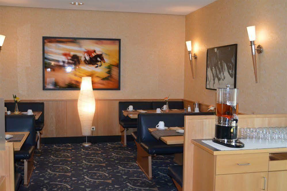 Ramada By Wyndham Hannover Messe Laatzen Εξωτερικό φωτογραφία